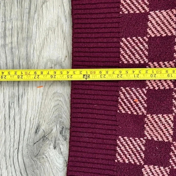 Love  Ellie Red Checked Sweater Sz XL - Picture 7 of 7